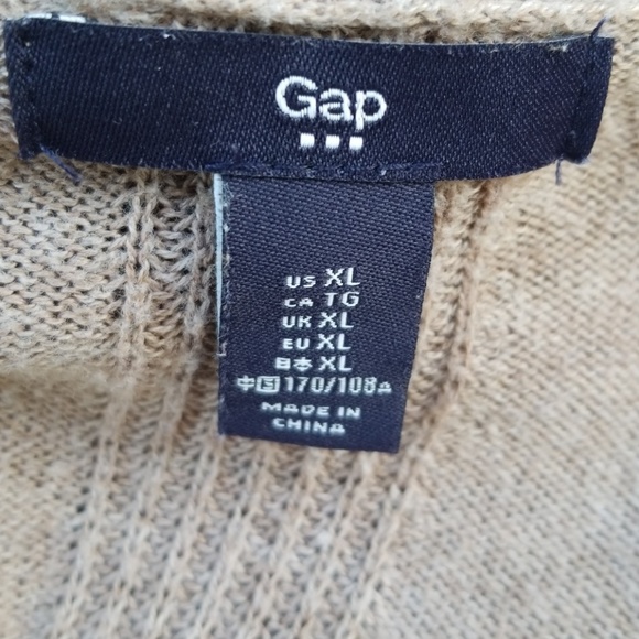 GAP Cardigan - Picture 3 of 3